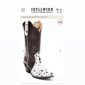 Idyllwind cow print boots. Size 7.